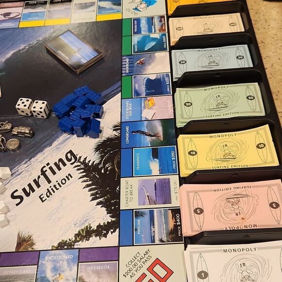 Monopoly Surfing Edition Board Game - Picture 3 of 10